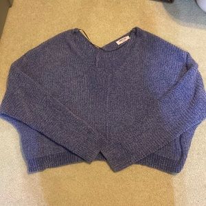 Oversized cropped sweater